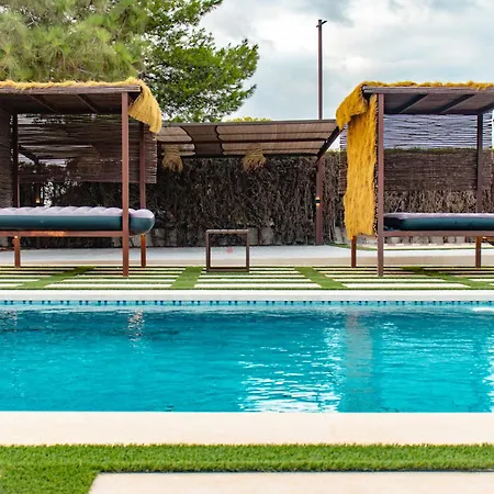White Deluxe Villa